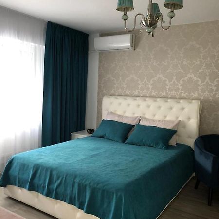 Tudor Apartment Braila Ngoại thất bức ảnh