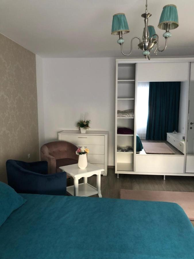 Tudor Apartment Braila Ngoại thất bức ảnh