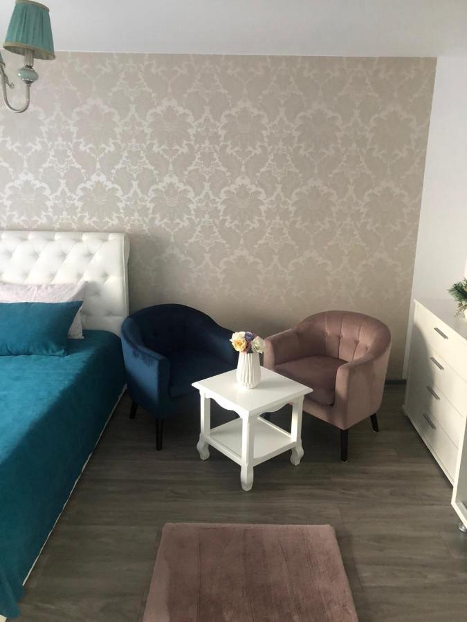 Tudor Apartment Braila Ngoại thất bức ảnh