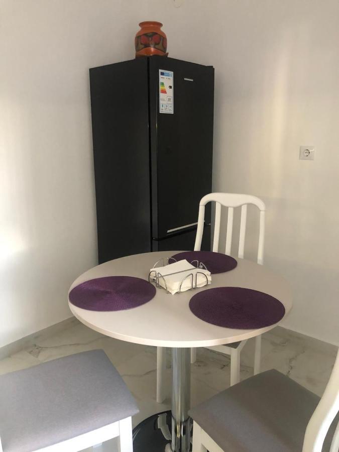 Tudor Apartment Braila Ngoại thất bức ảnh